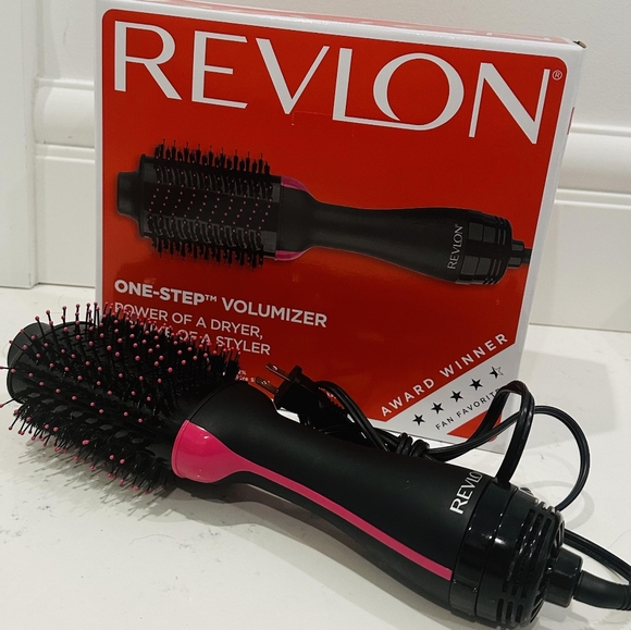 Hair volumizing dryer and styling - Picture 1 of 1